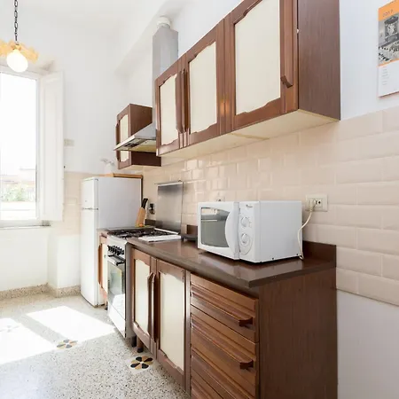 Apartment Vatican Comfortable Sunny By Interhome Rome
